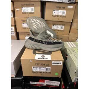 adidas Yeezy Boost 350 V2 Granite HQ2059 Size 6.5M